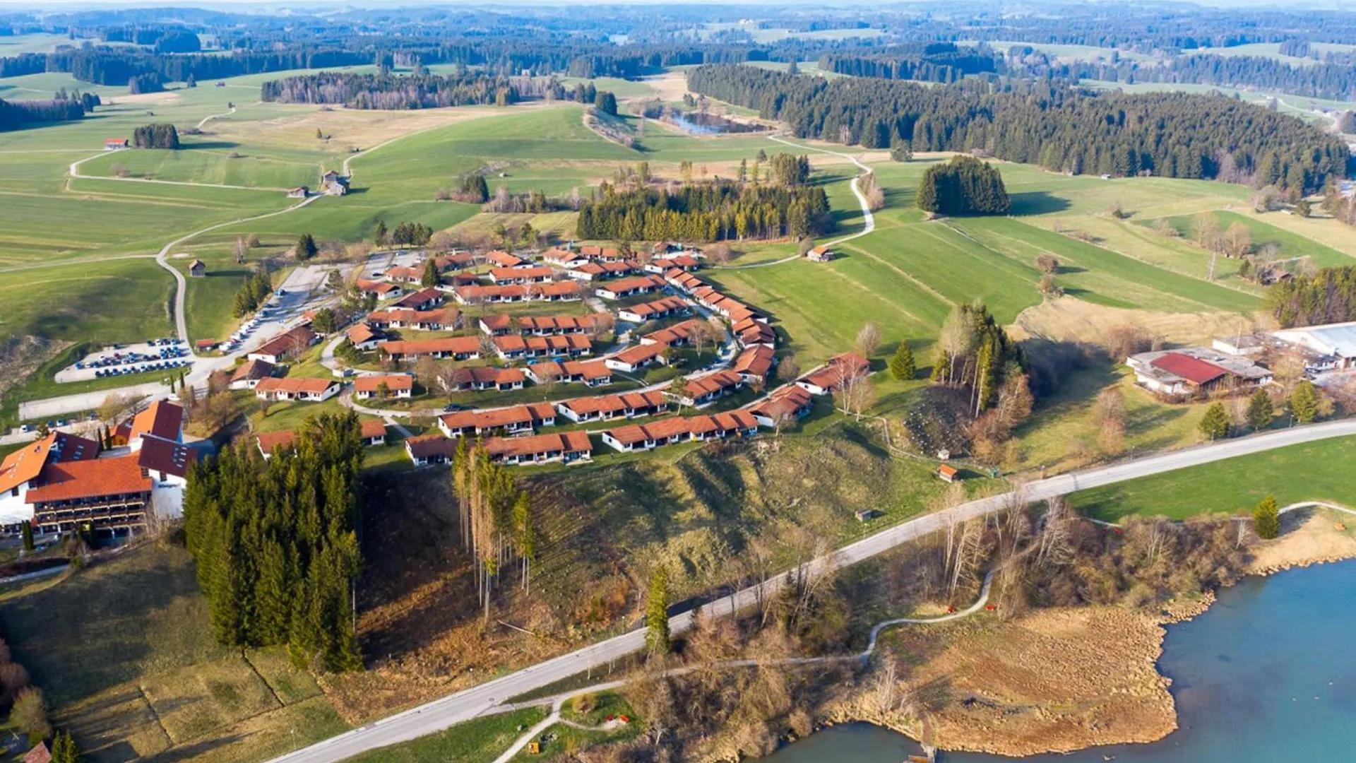 Ferienhaus Nr 22, Kategorie Komfort Plus L, Feriendorf Hochbergle, Allgaeu Karlsebene